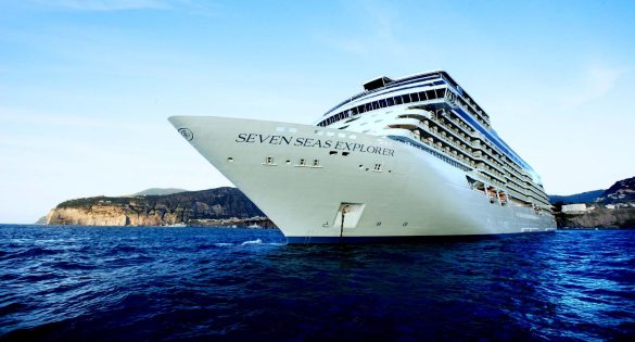 VIAJANDO A BORDO do Seven Seas Explorer, será possível escolher entre navegar até Buenos Aires, na Argentina, ou Santiago, no Chile