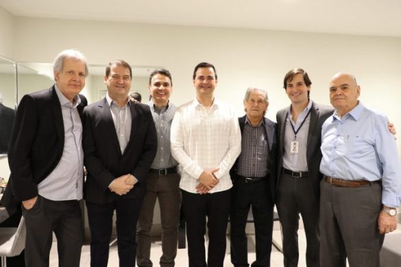 Augusto Nunes, Ricardo Toniello, Antônio Eduardo Toniello, Carioca, José Pedro Toniello, Tiago Toniello e Antônio Toniello