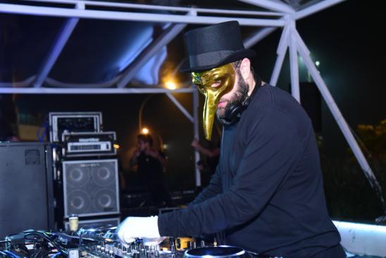DJ Alemão Claptone (Renato Wrobel)