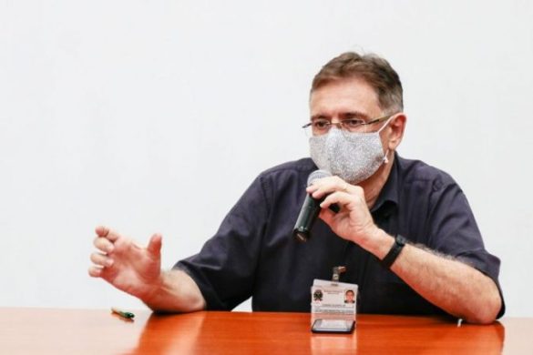 O secretário da Saúde, Sandro Scarpelini - Foto Alfredo Risk