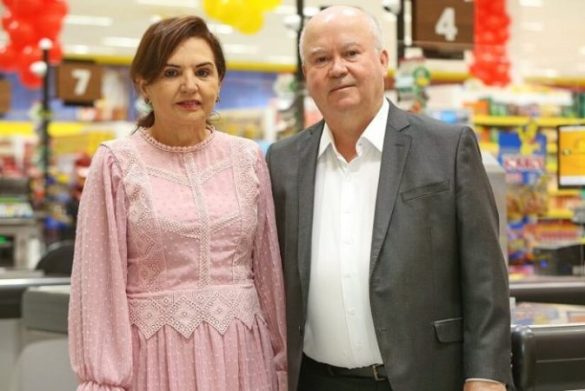 Parabéns casal empreendedor: Cleusa Maria Justino Silva e Antônio de Lima Silva