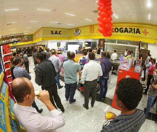 Parabéns casal empreendedor: Cleusa Maria Justino Silva e Antônio de Lima Silva