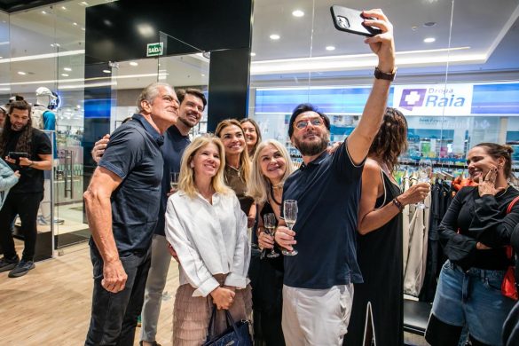 Caio Guimarães, André Romano, Daniela Aguiar, Simone Pedreschi, Melissa Veloso, e Haryston Sosso