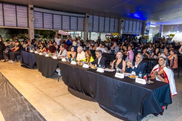 Júri de peso e público animado