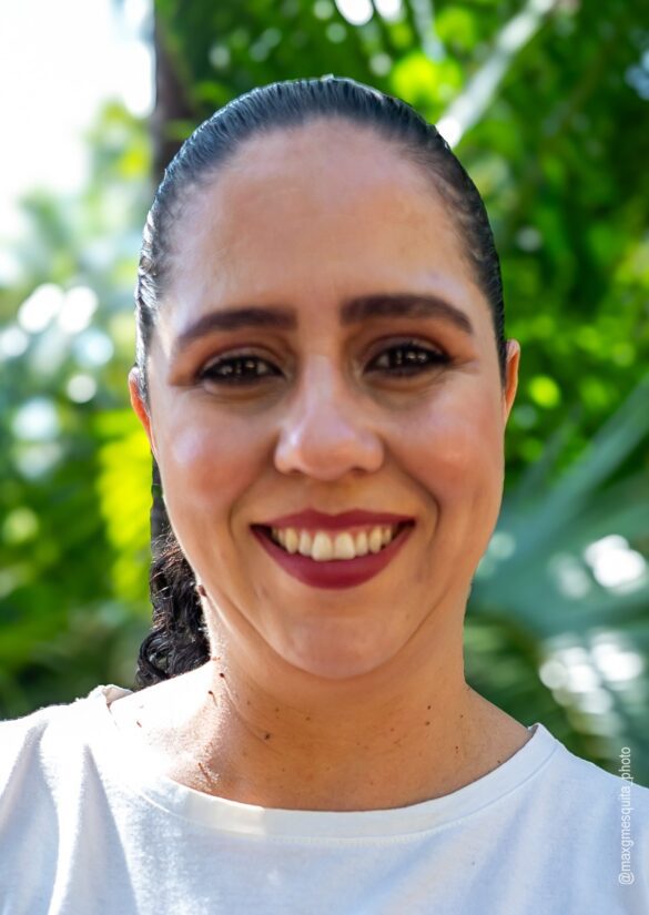 Candidata 3 Ester Cavalcante Gastaldi – 42 anos Natural de Leme-SP Recebedora – Lojas Cem