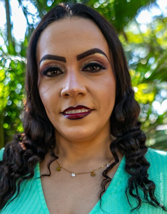 Candidata 9 Natiele Gama do Nascimento – 35 anos Natural de General Sampaio-CE Operadora de loja – Perfumaria Goya