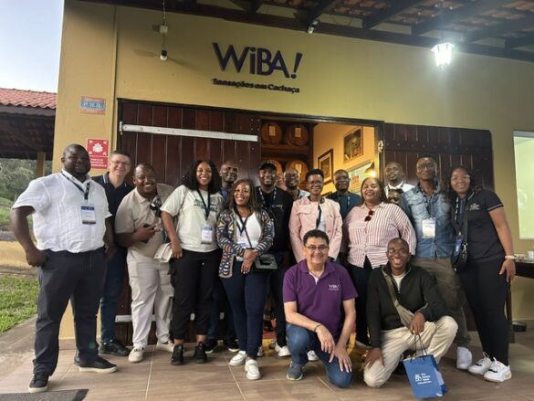Wilson Barros e colaboradores da cachaça Wiba, ,de Torre de Pedra - SP